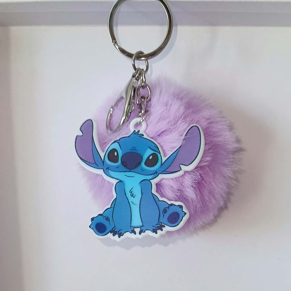 Porte-clés  stitch avec pompon